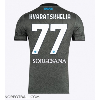 Billige Fotballdrakt SSC Napoli Khvicha Kvaratskhelia #77 Replika Tredjedrakt 2024-25 Kortermet